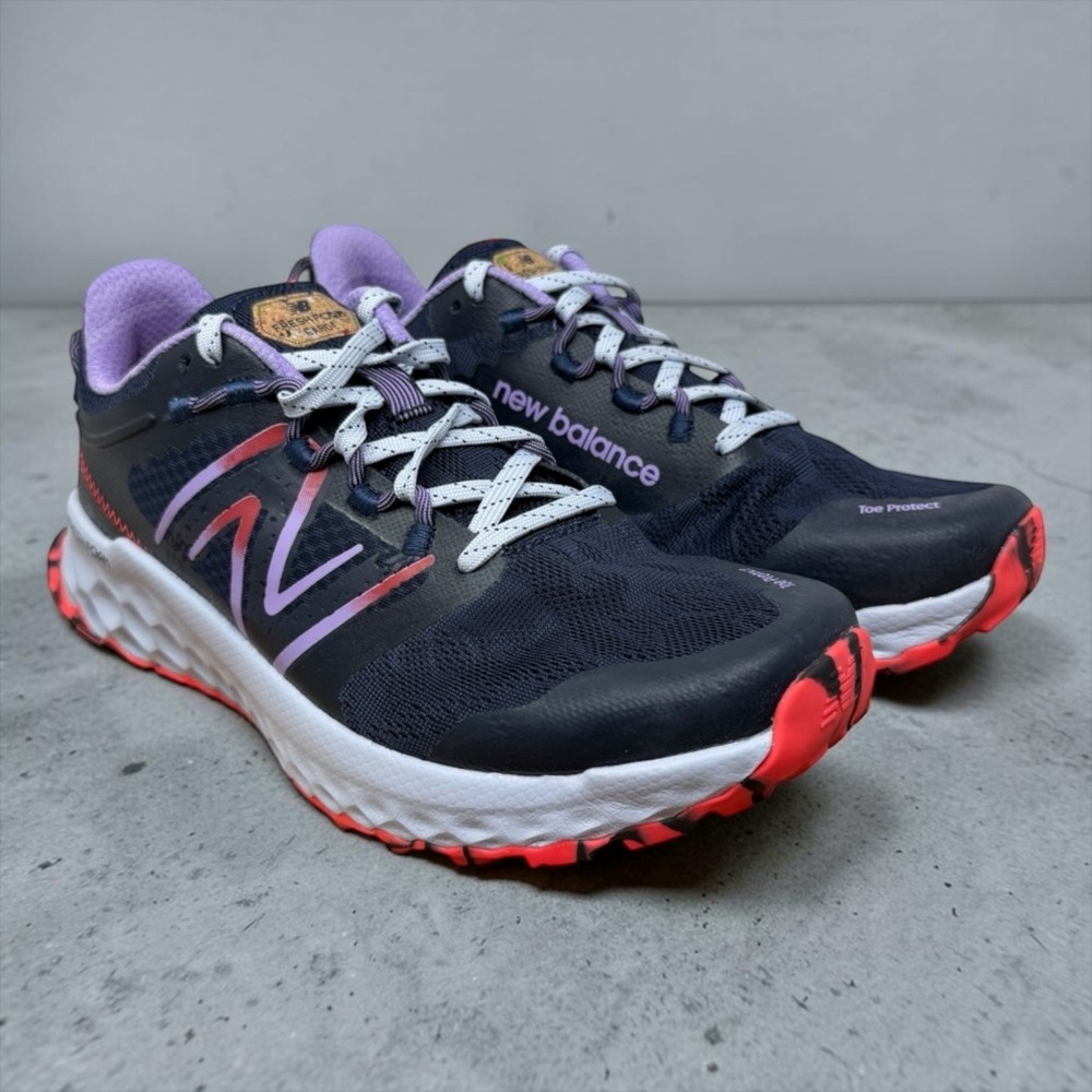 New Balance Fresh Foam Garoe Women 9 Navy Purple Coral Trail Running WTGAROLE